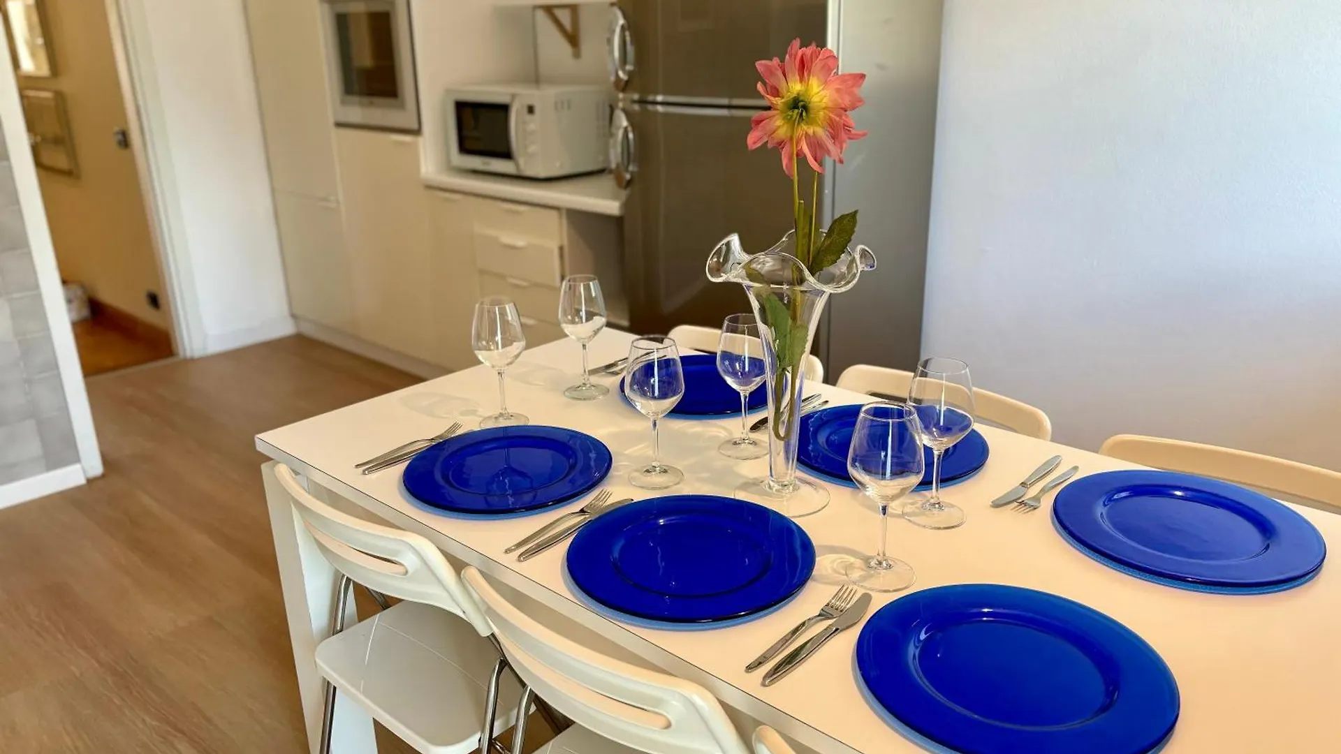 Art & Lake Apartment レッコ 0*,  イタリア